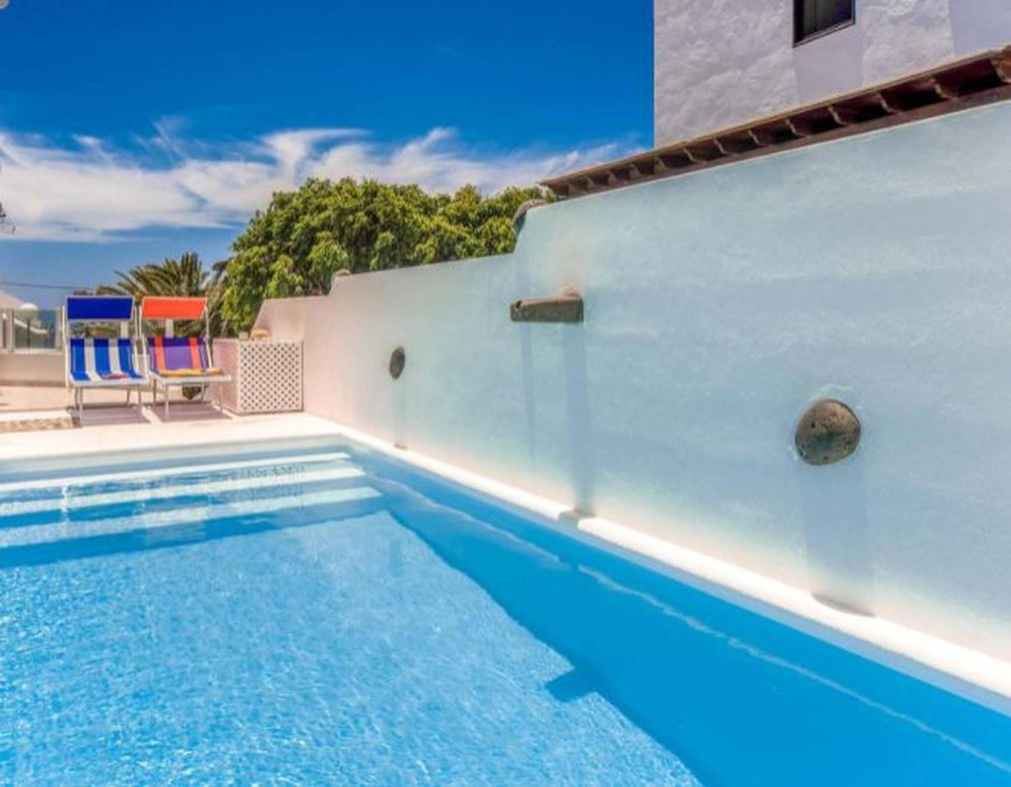 Arcelia Villa *